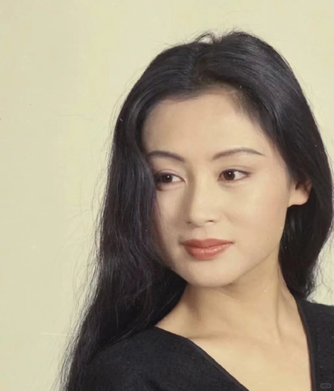 媚 ·女眉