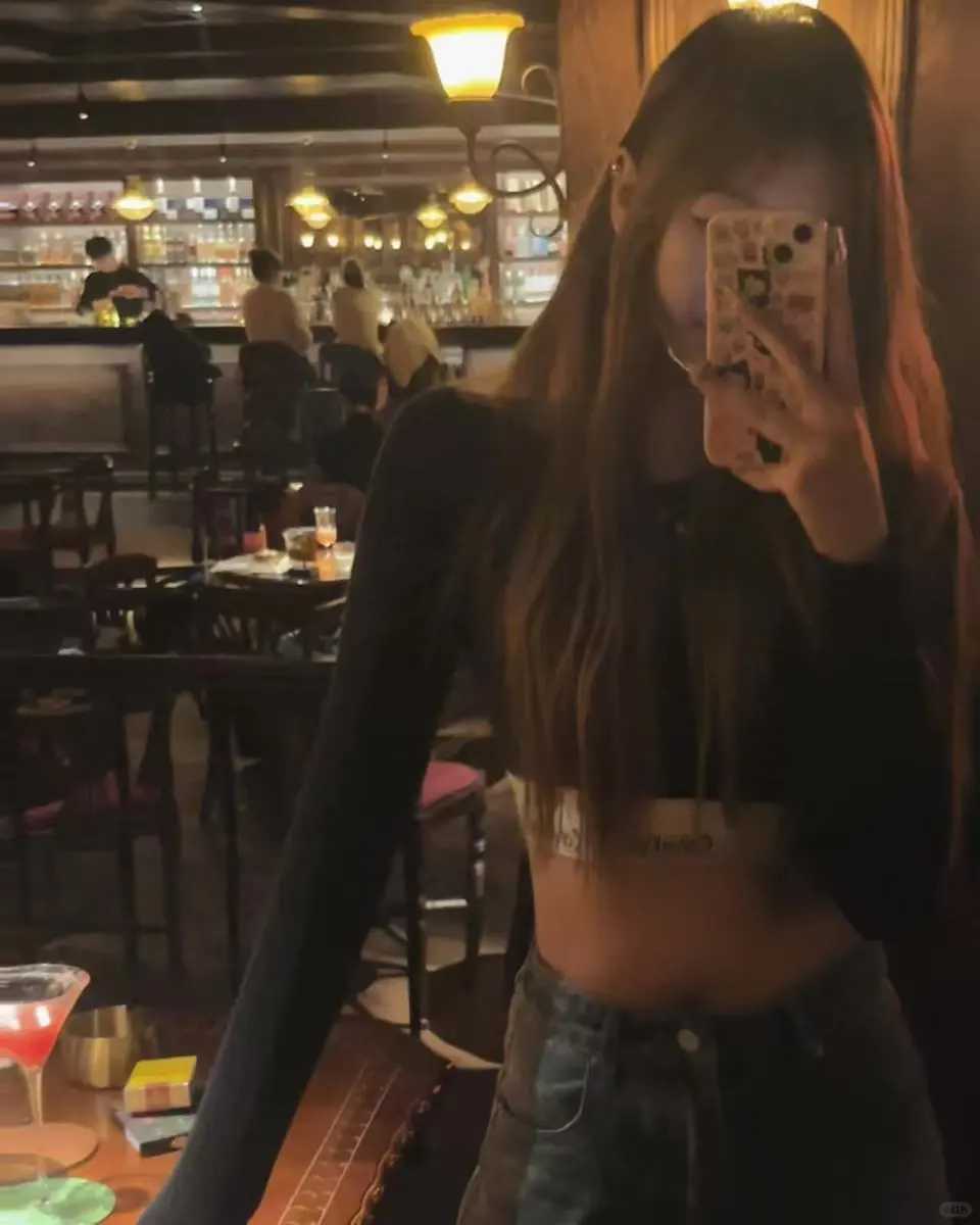 ins同款氛围感酒吧照🍺💃