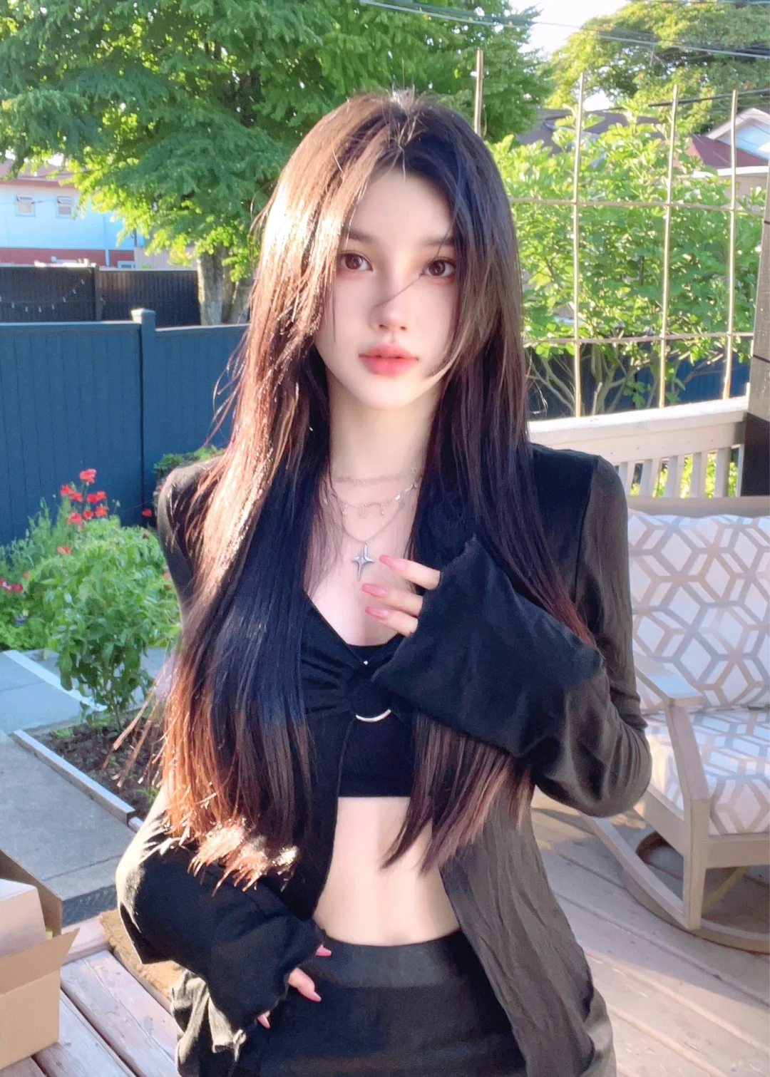 家里后院的阳光很美