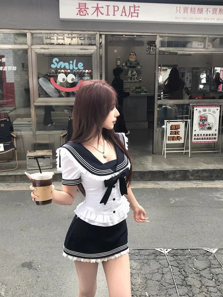 纯欲辣妹穿搭修身两件套