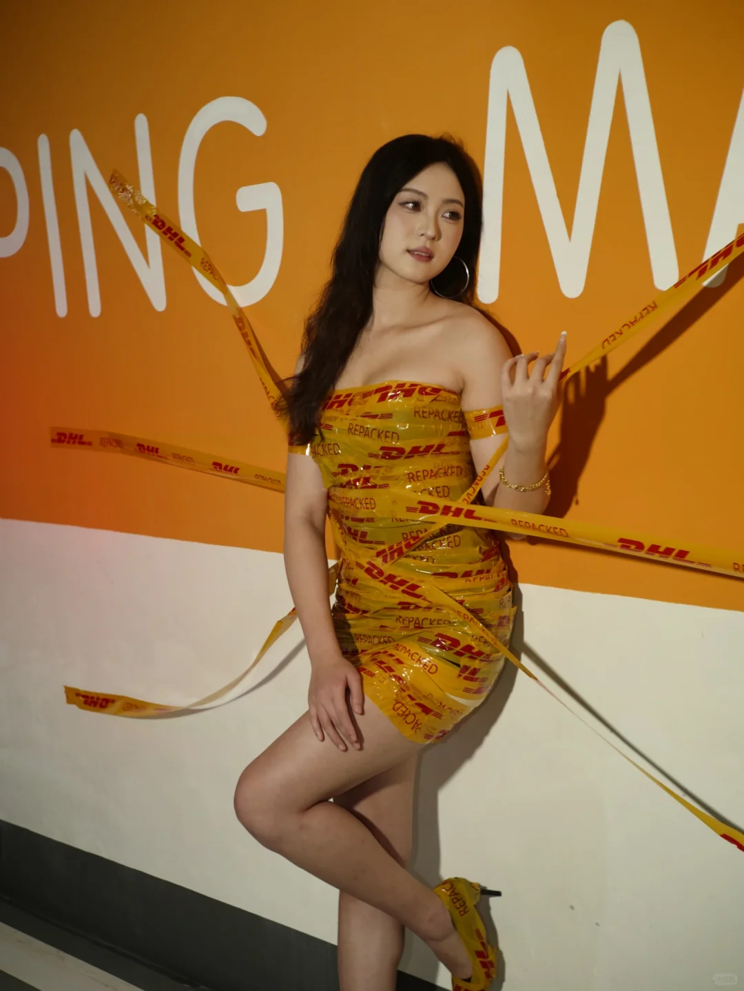 DHL女郎