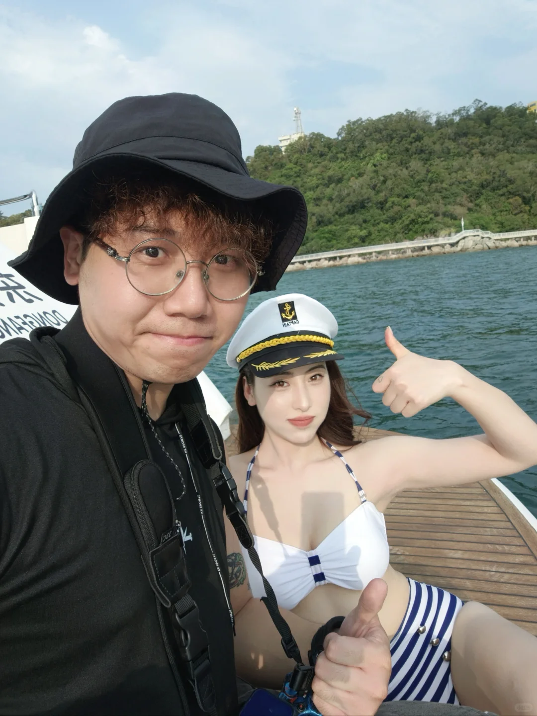 去海邊划船了！船長！怡寶