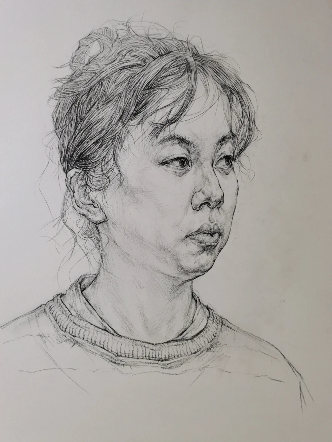 线性素描头像，女青年头发怎么画？看过来！