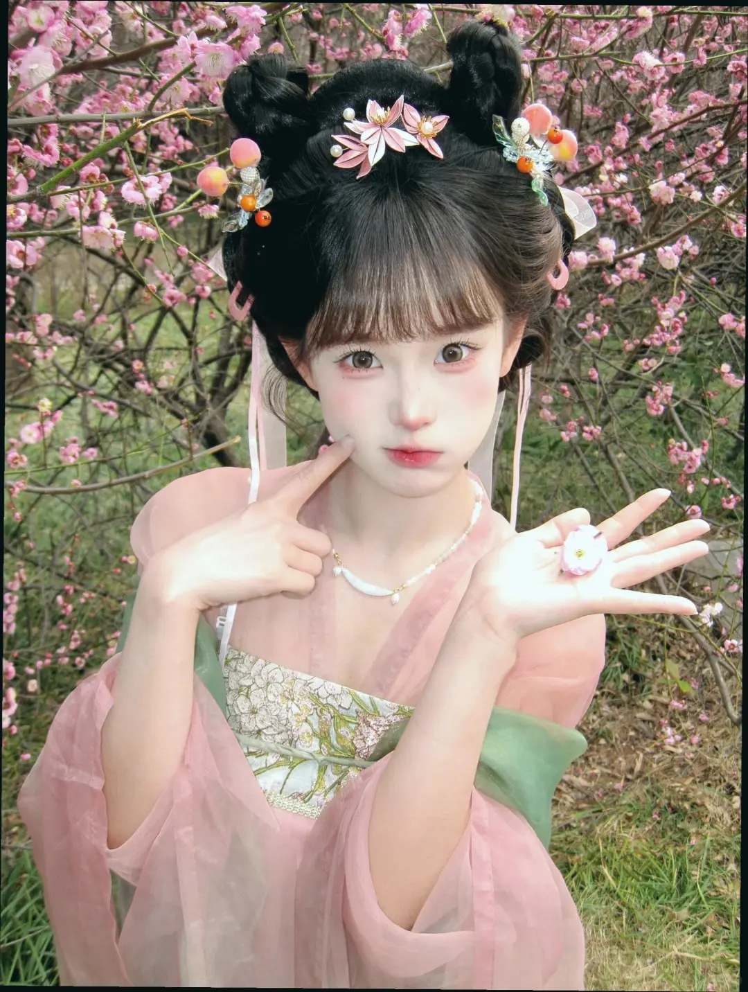 天津的春天也太适合拍小唐风了吧❗️❗️❗
