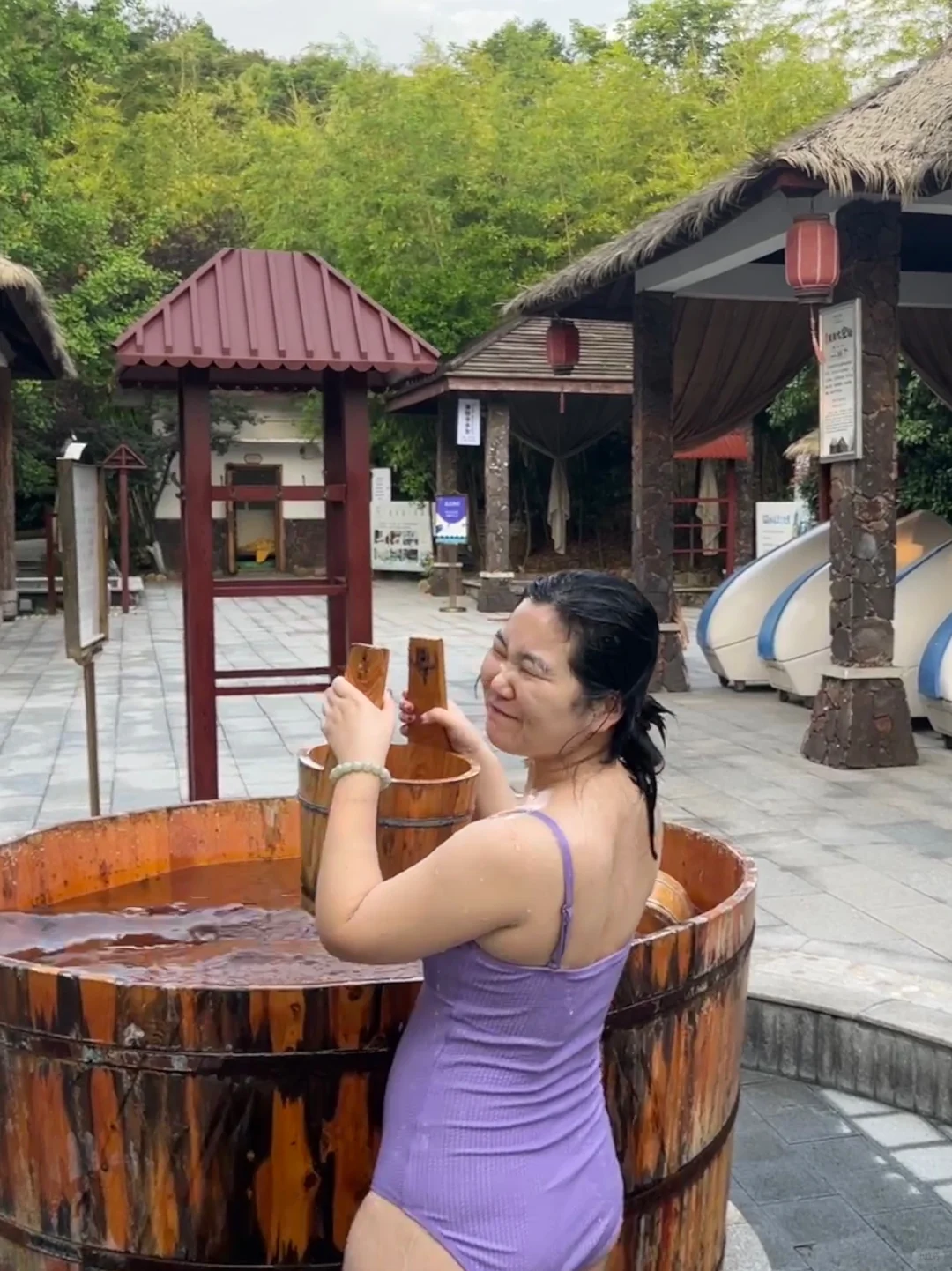 梨形微胖｜喜欢我的紫色泳衣