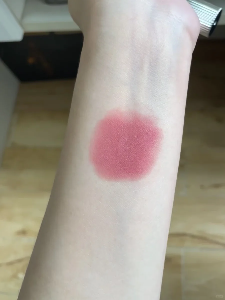 找到了清冷美女的颜色