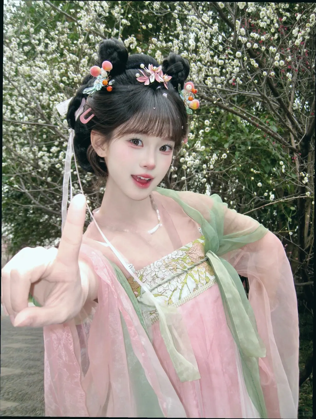 天津的春天也太适合拍小唐风了吧❗️❗️❗