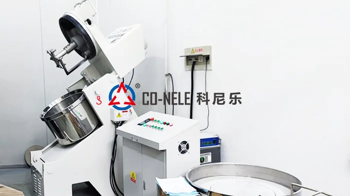 铁粉造粒机：实现粉体成球的制粒设备