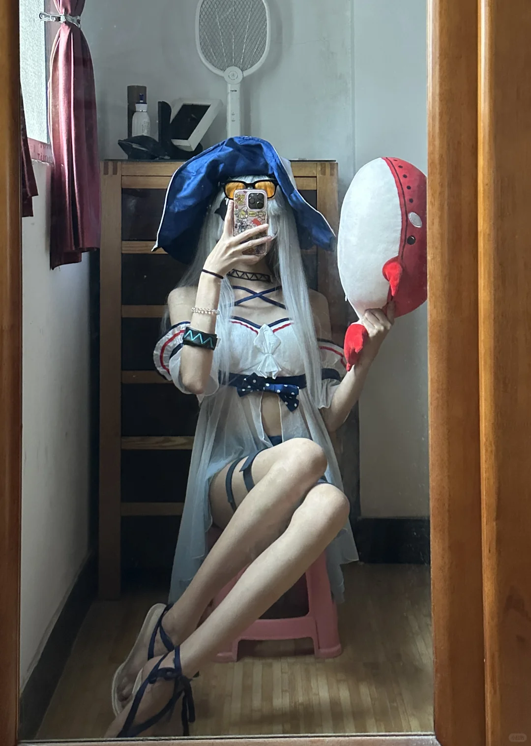 蒂蒂泳装的一个试