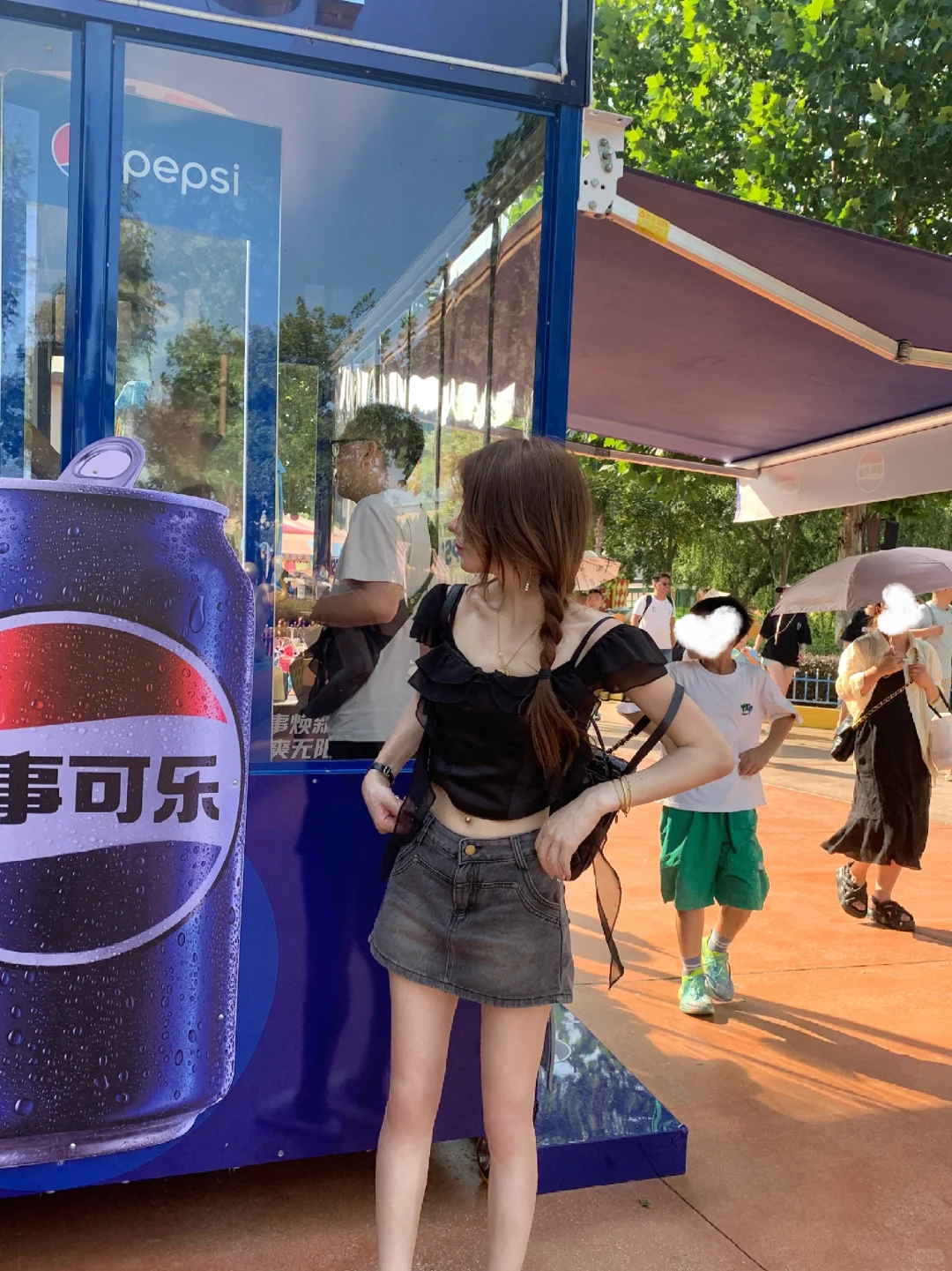我隔老远就听到一句那个女孩子的身材好好！！