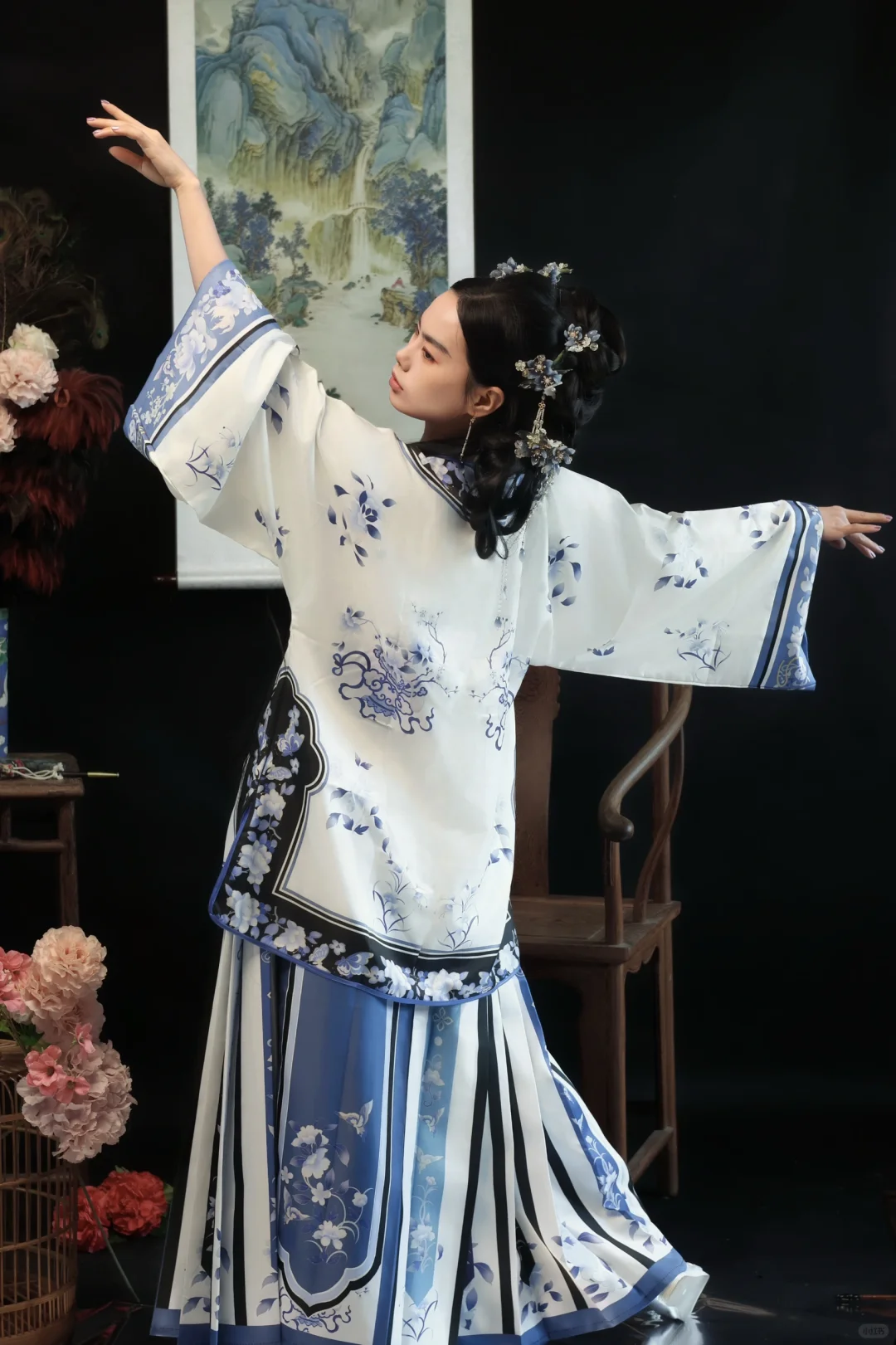 骨子里的东方美学 清汉女才不是旧时代遗物
