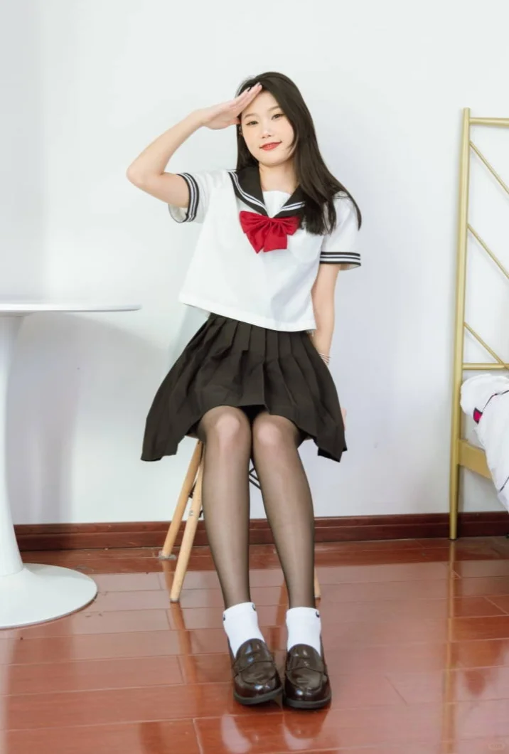 水手服写真姿势大公开📸 甜妹感拉满！
