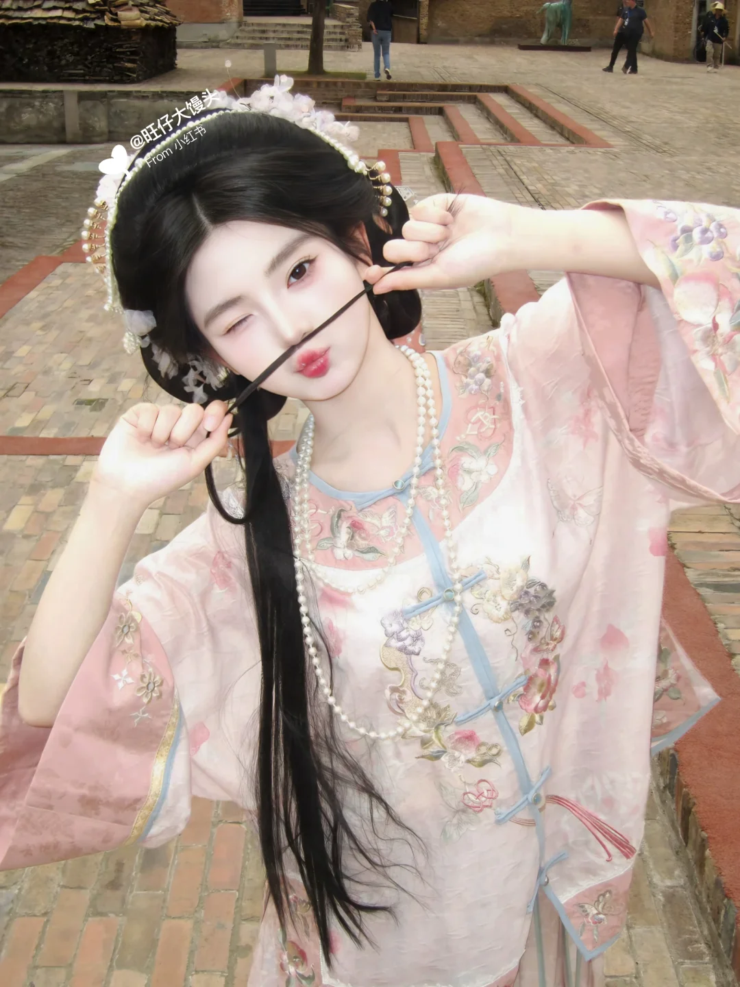 景德镇御窑厂清汉女怎么一拍一个不吱声