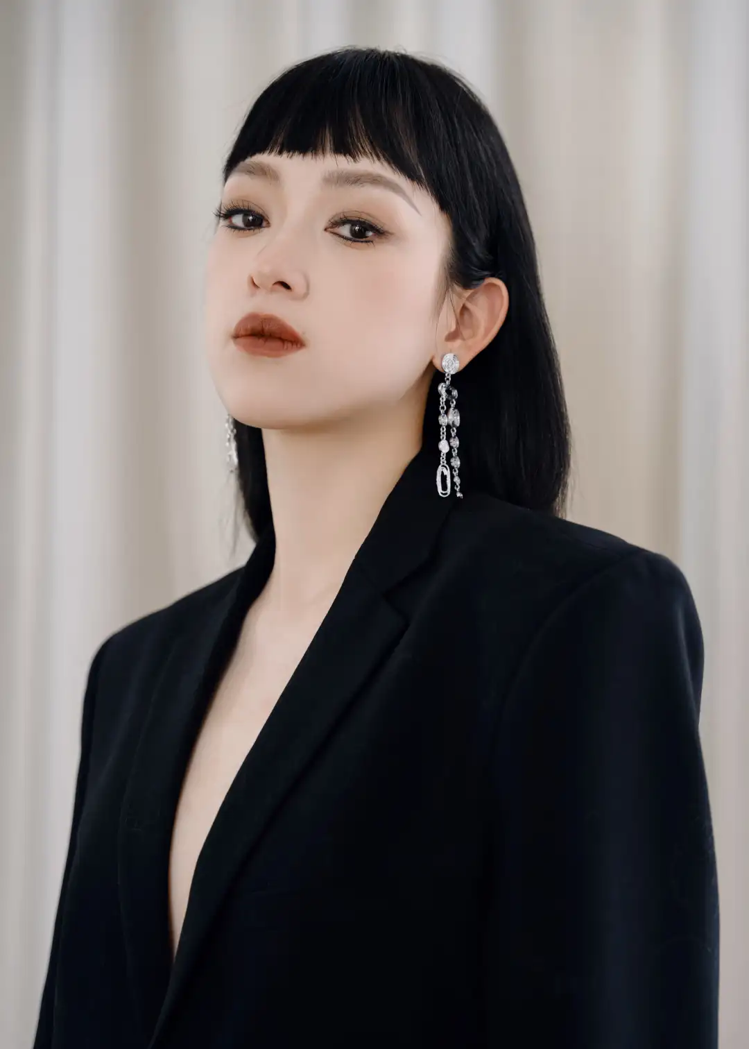 高智御姐系妆容