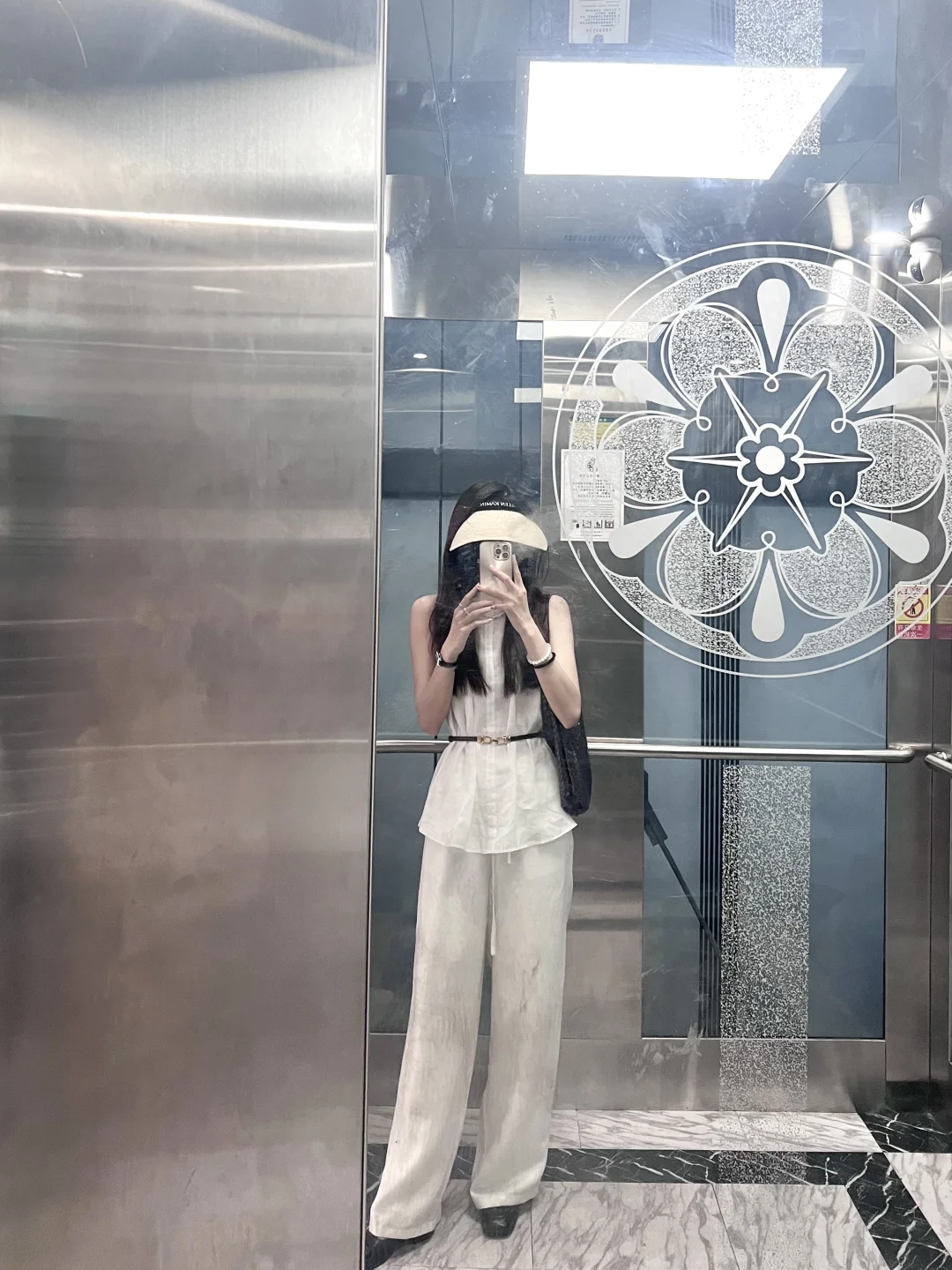 我愿称这一套为贵气版干练女主职场通勤穿搭
