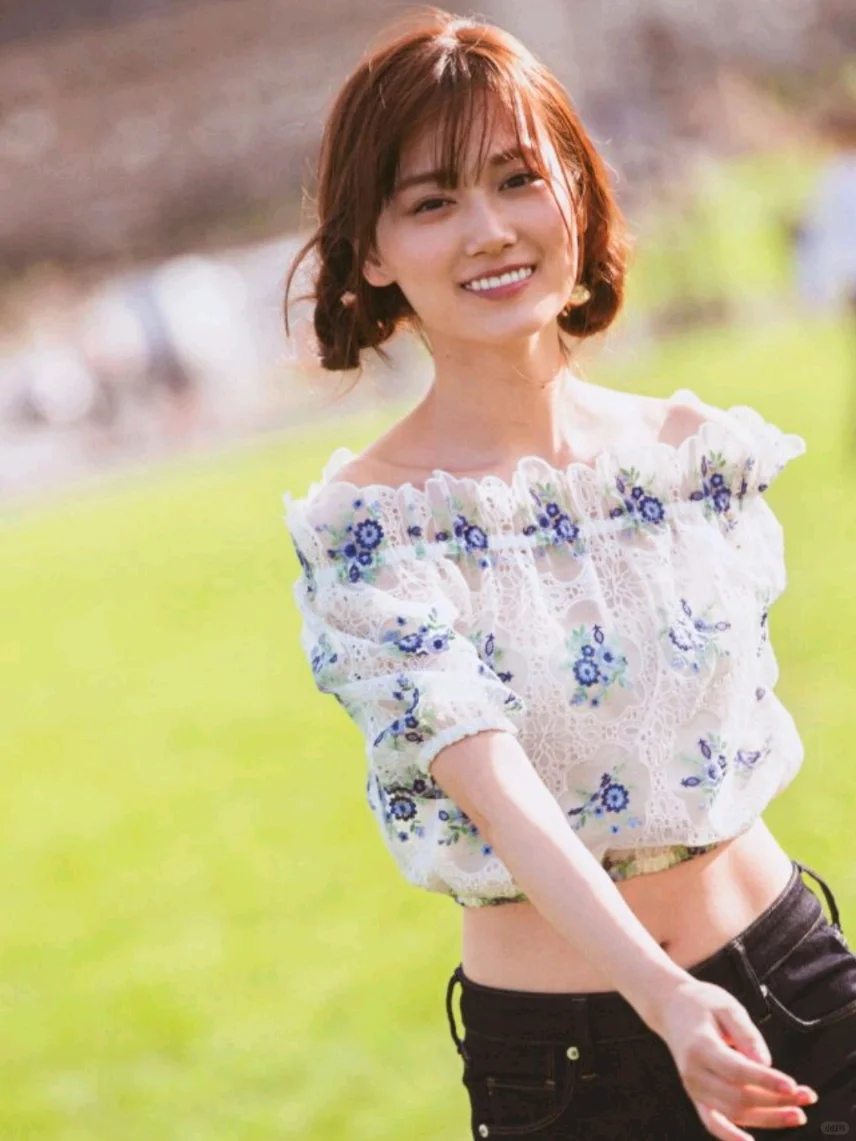 日系纯欲美少女！山下美月，人如其名好美啊
