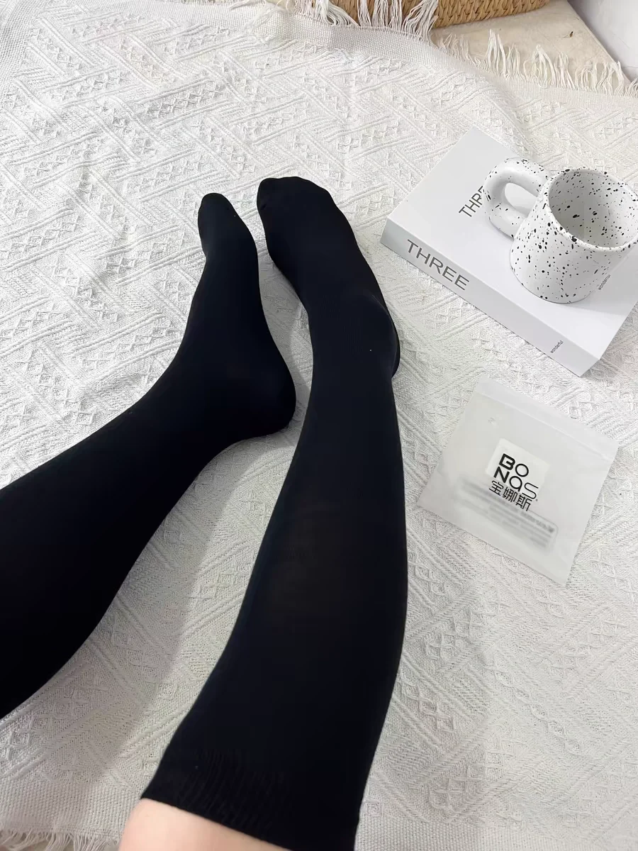 夏季薄款天鹅绒中筒JK小腿袜
