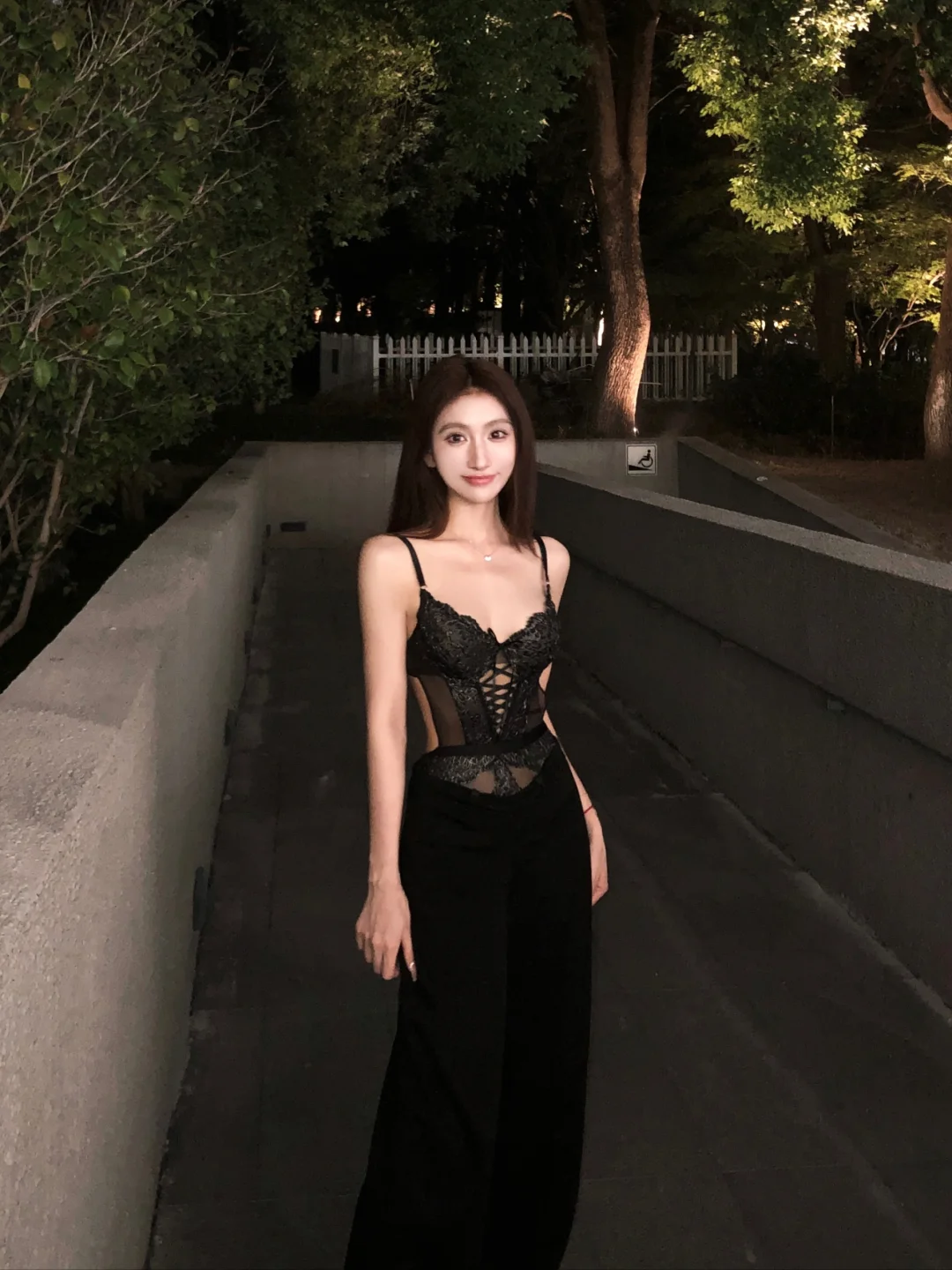 HB ｜暗夜之花 独特高贵一眼难以忘却