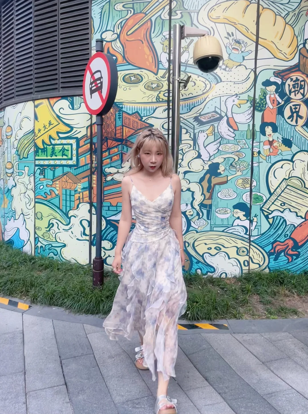 这条裙子真的绝美！超级适合海边！