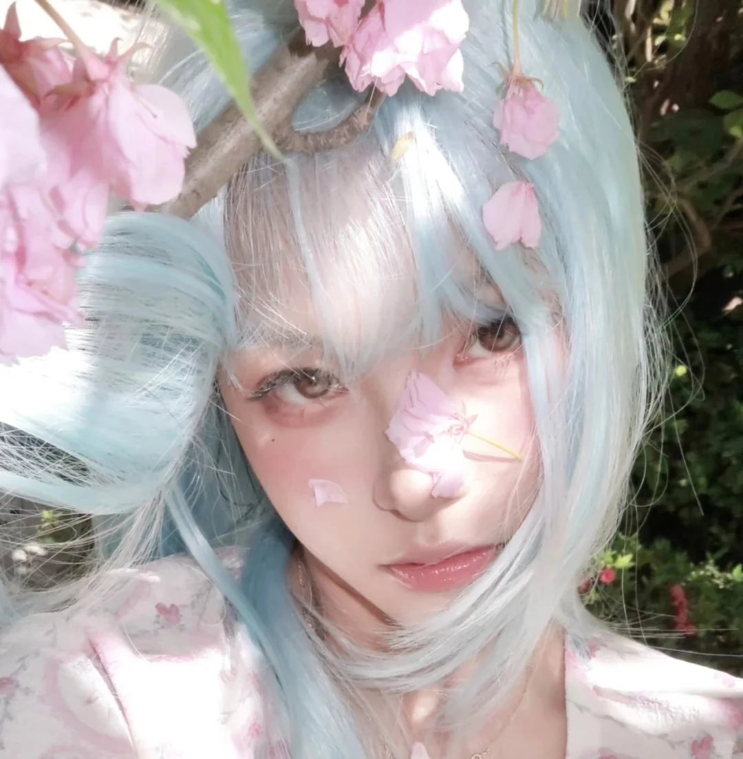 /花系少女头像