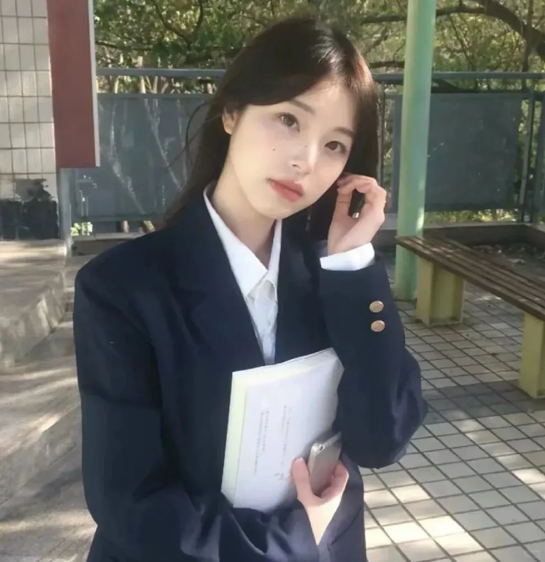 ｜高智感美女
