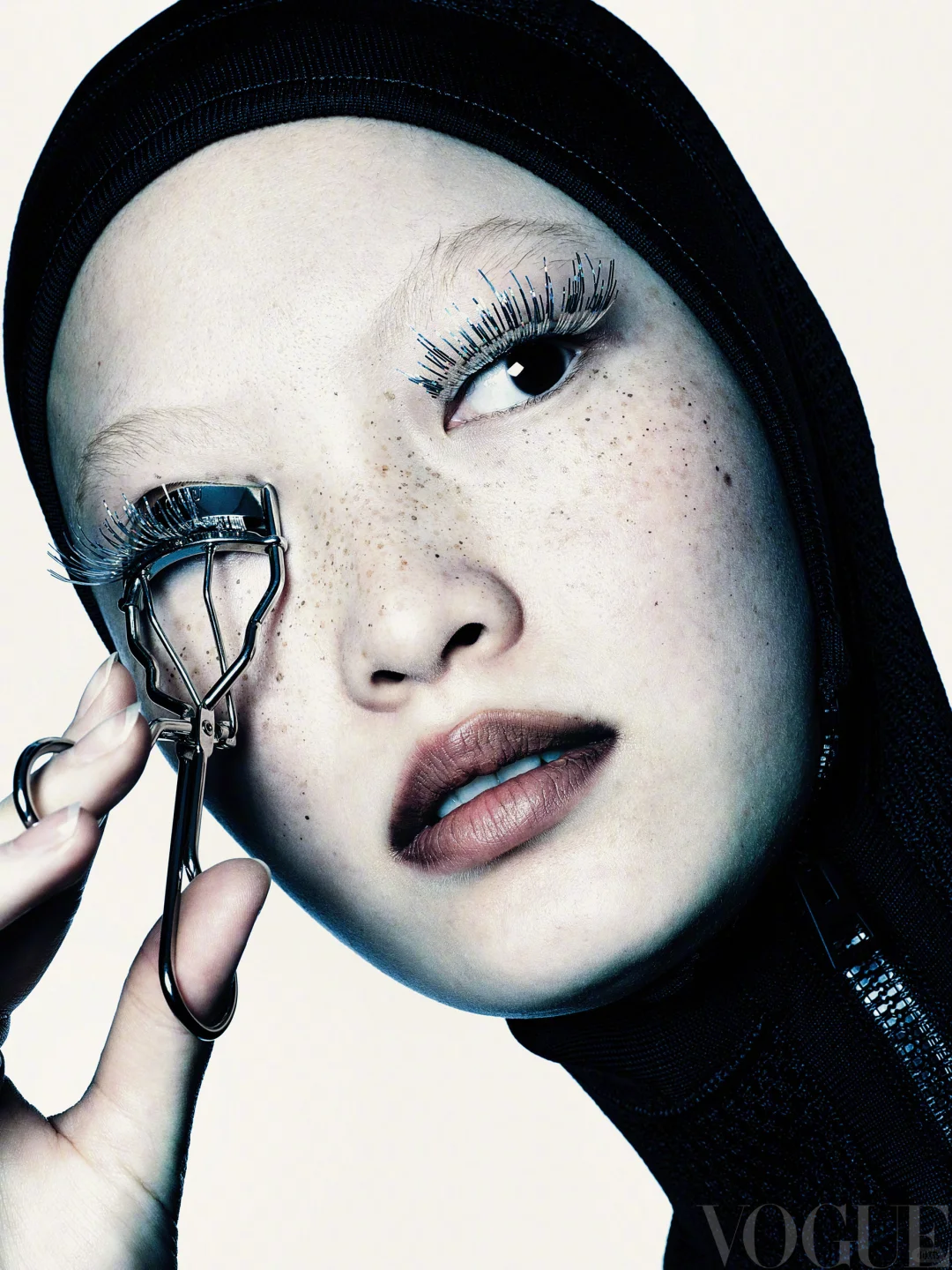 《服饰与美容VOGUE》三月刊