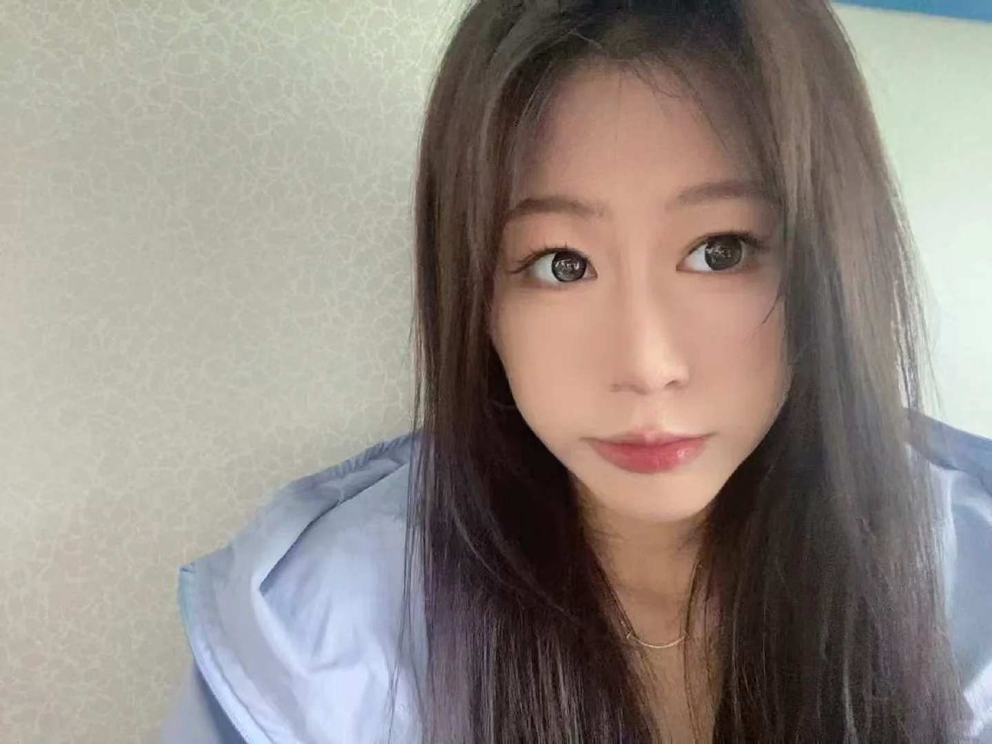 我的女孩好漂亮😘