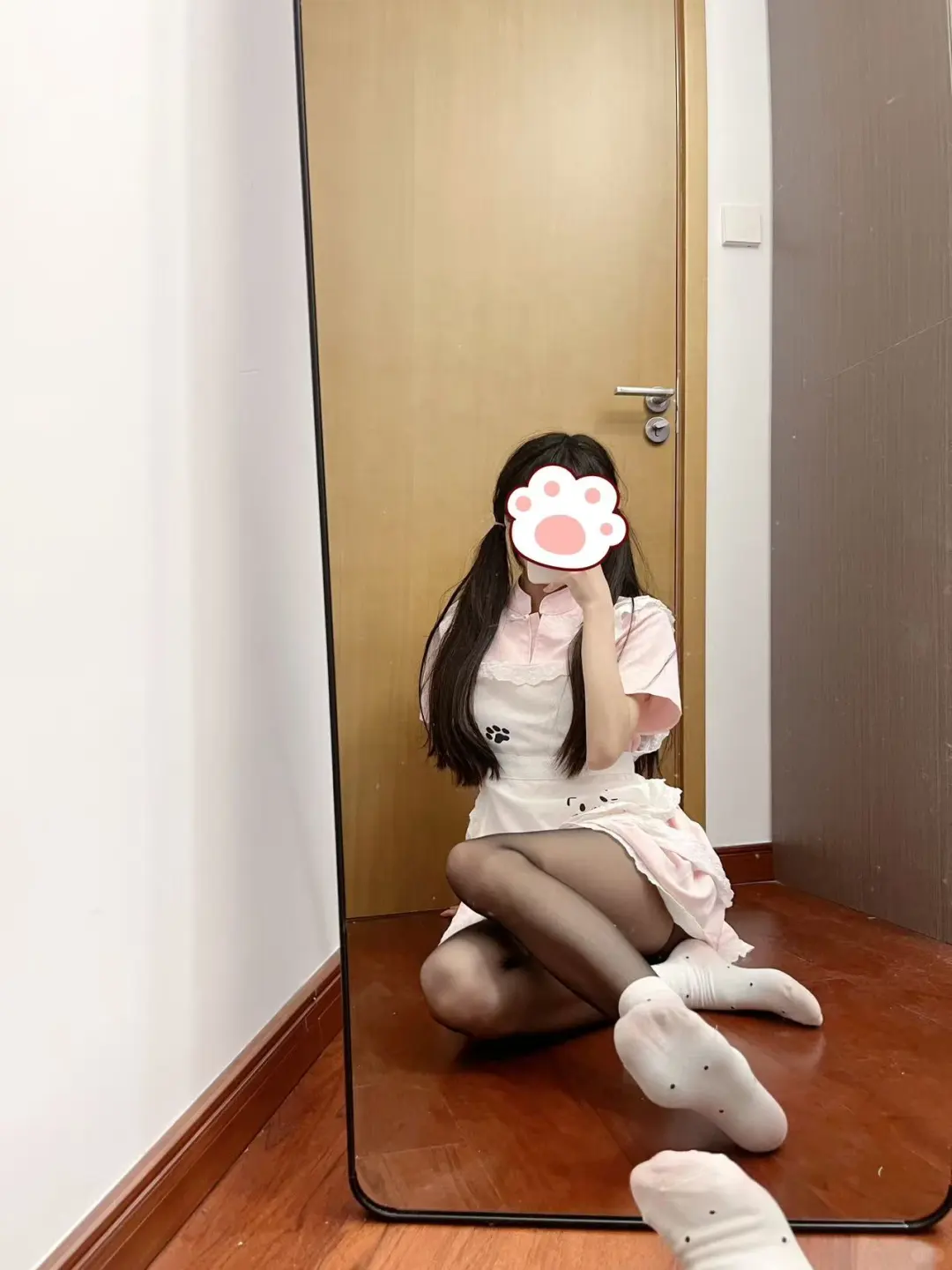 太可爱了吧我的小白袜