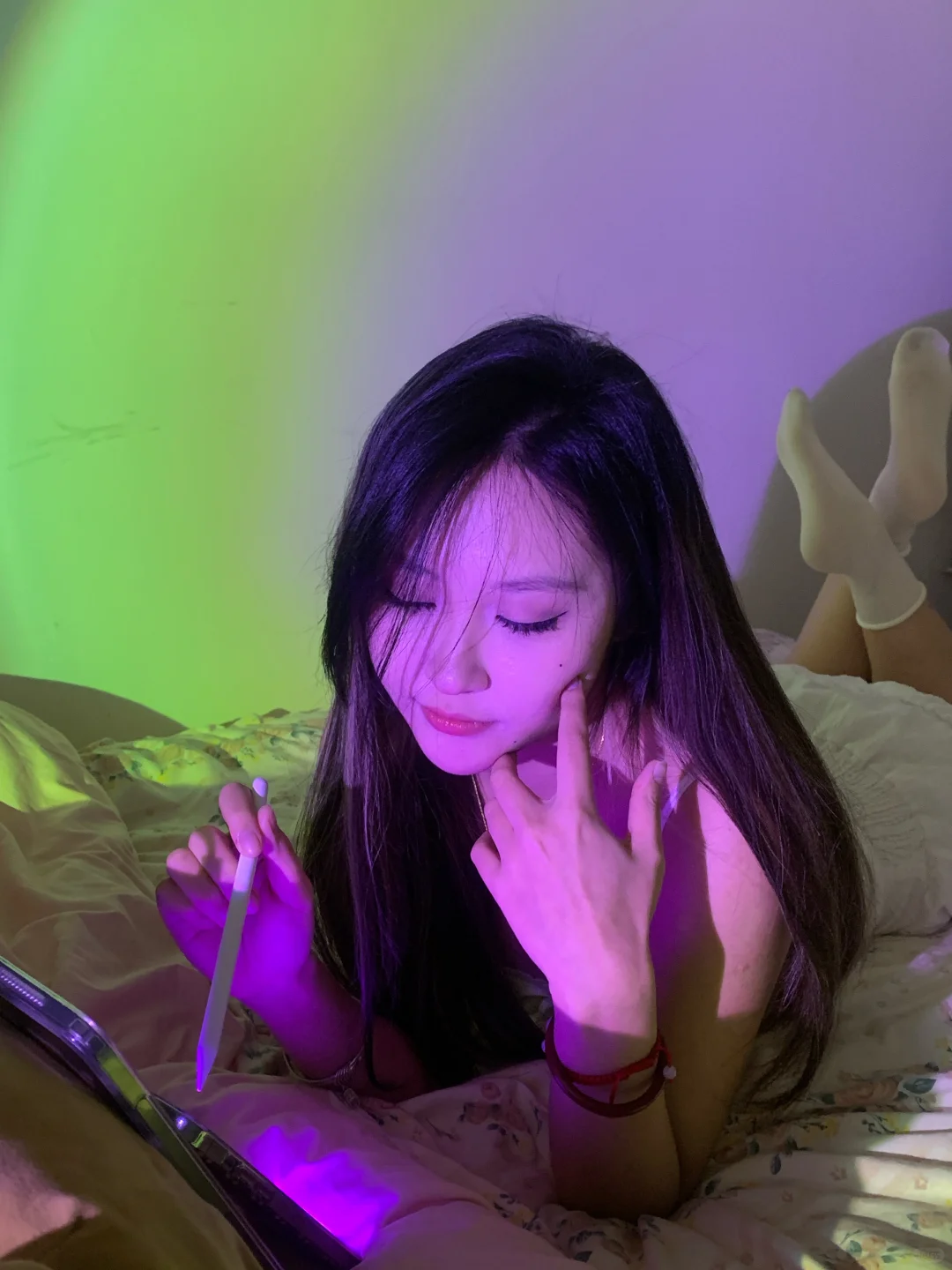 天呐！原来宅家也能拍出绝绝子的低像素头像