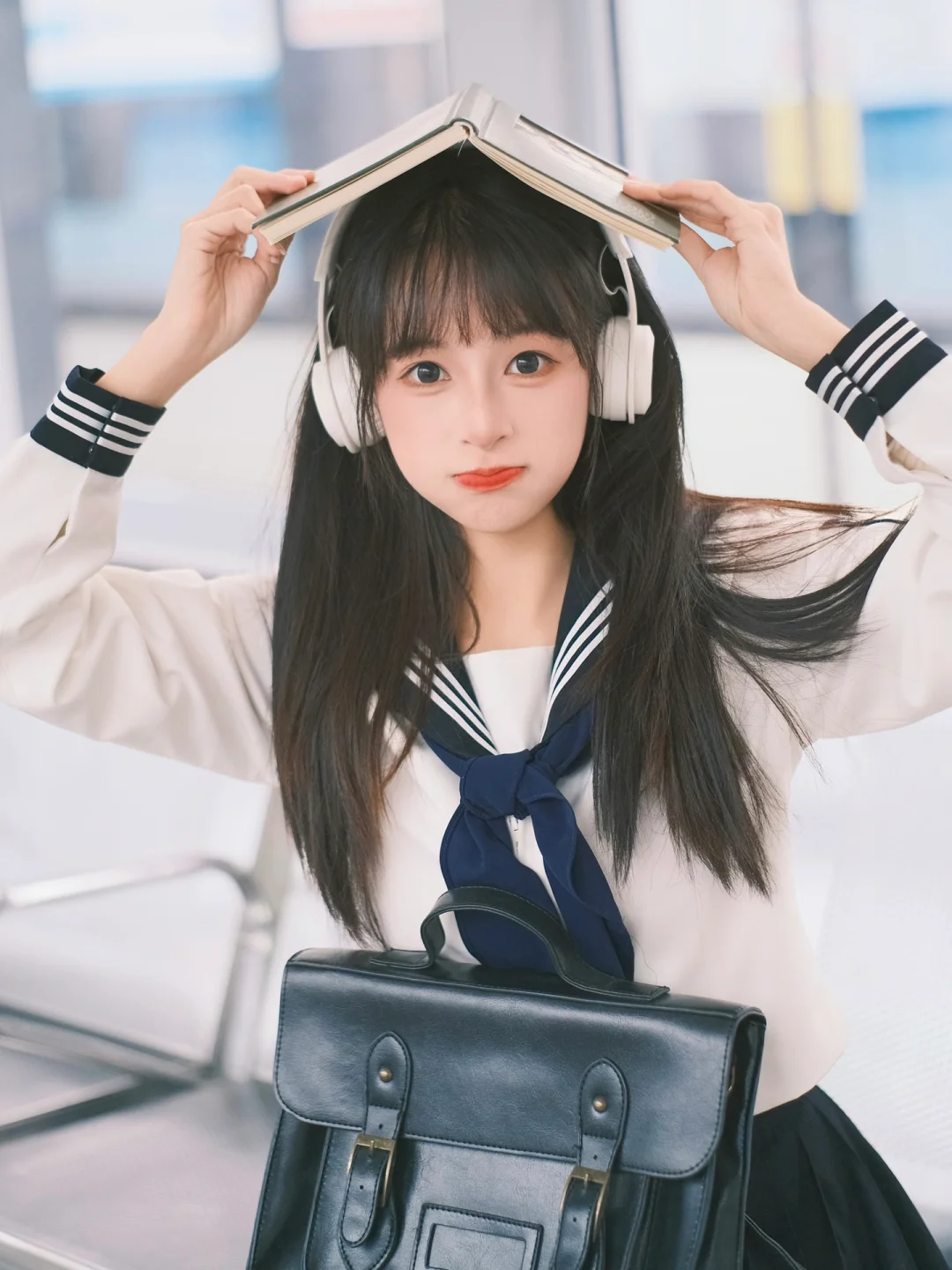 ྀི⋆存一些地铁站青春感拍照姿势 .ᐟ.ᐟ