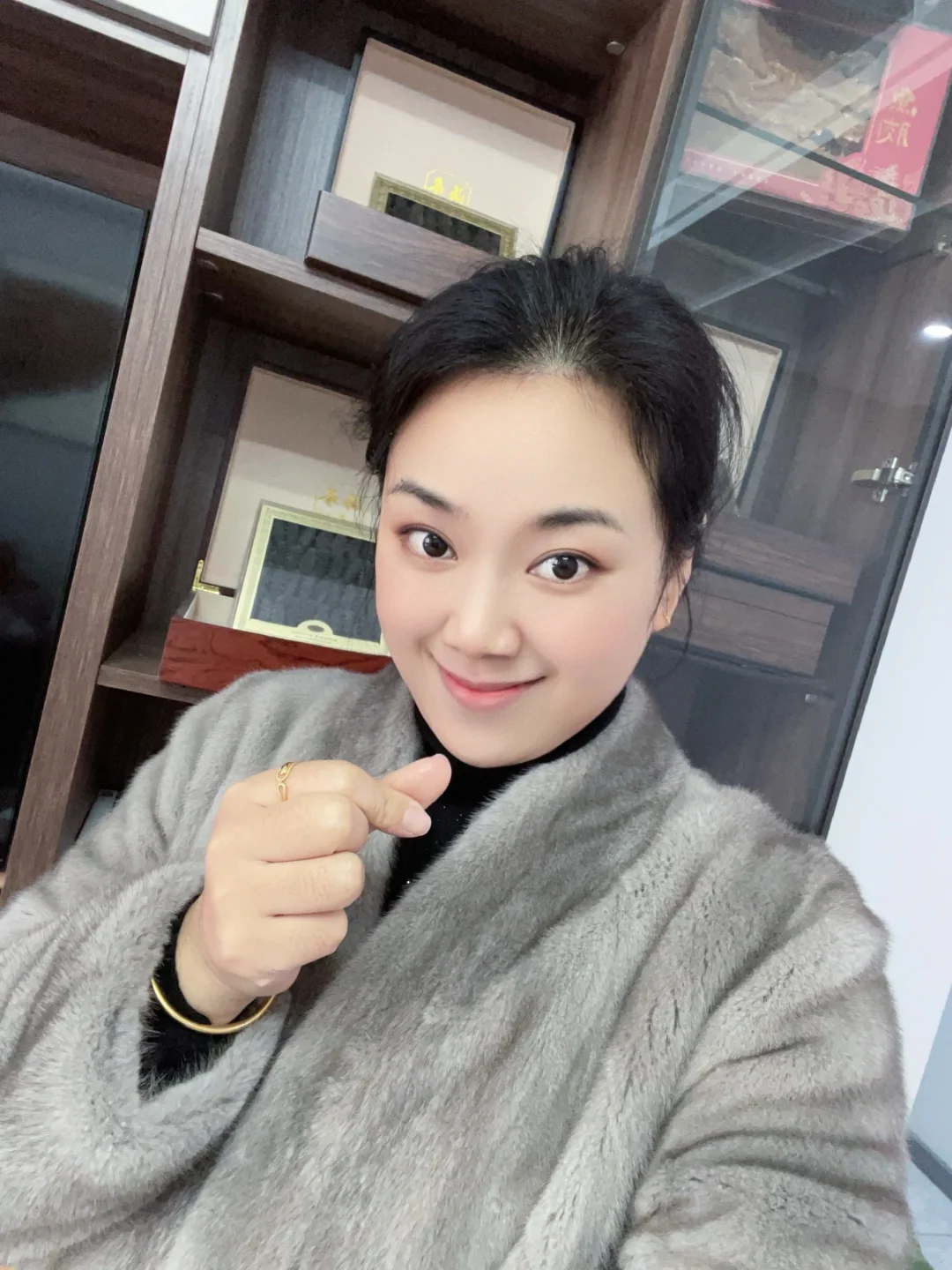 三十多岁女人，发自拍的目的？