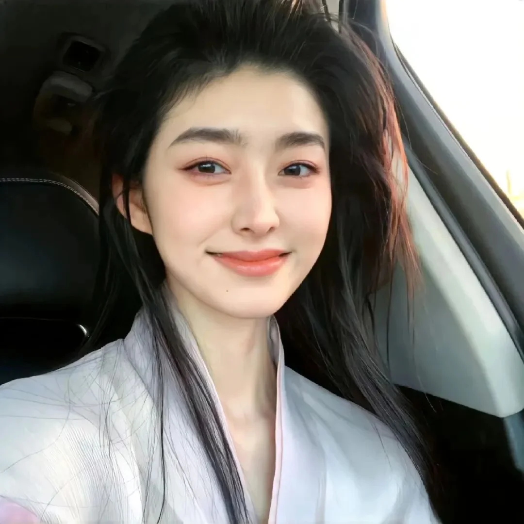 ｜高智感美女