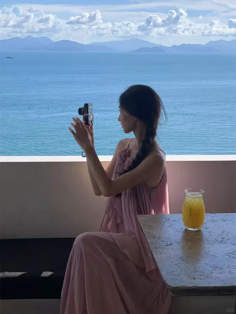 海边氛围感穿搭 | 邂逅温柔浪漫
