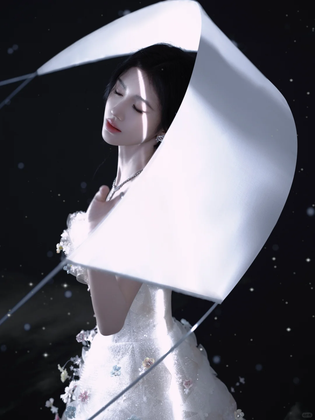 女明星妆造鉴赏丨鞠婧祎