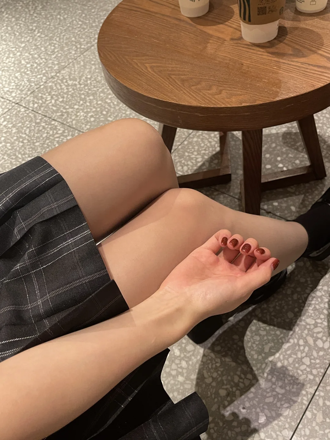 朋友问你真的穿丝袜了？？？！