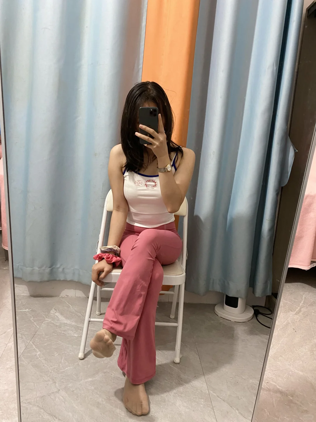 是穿上瑜伽裤才让我更加坚信要减肥下来的