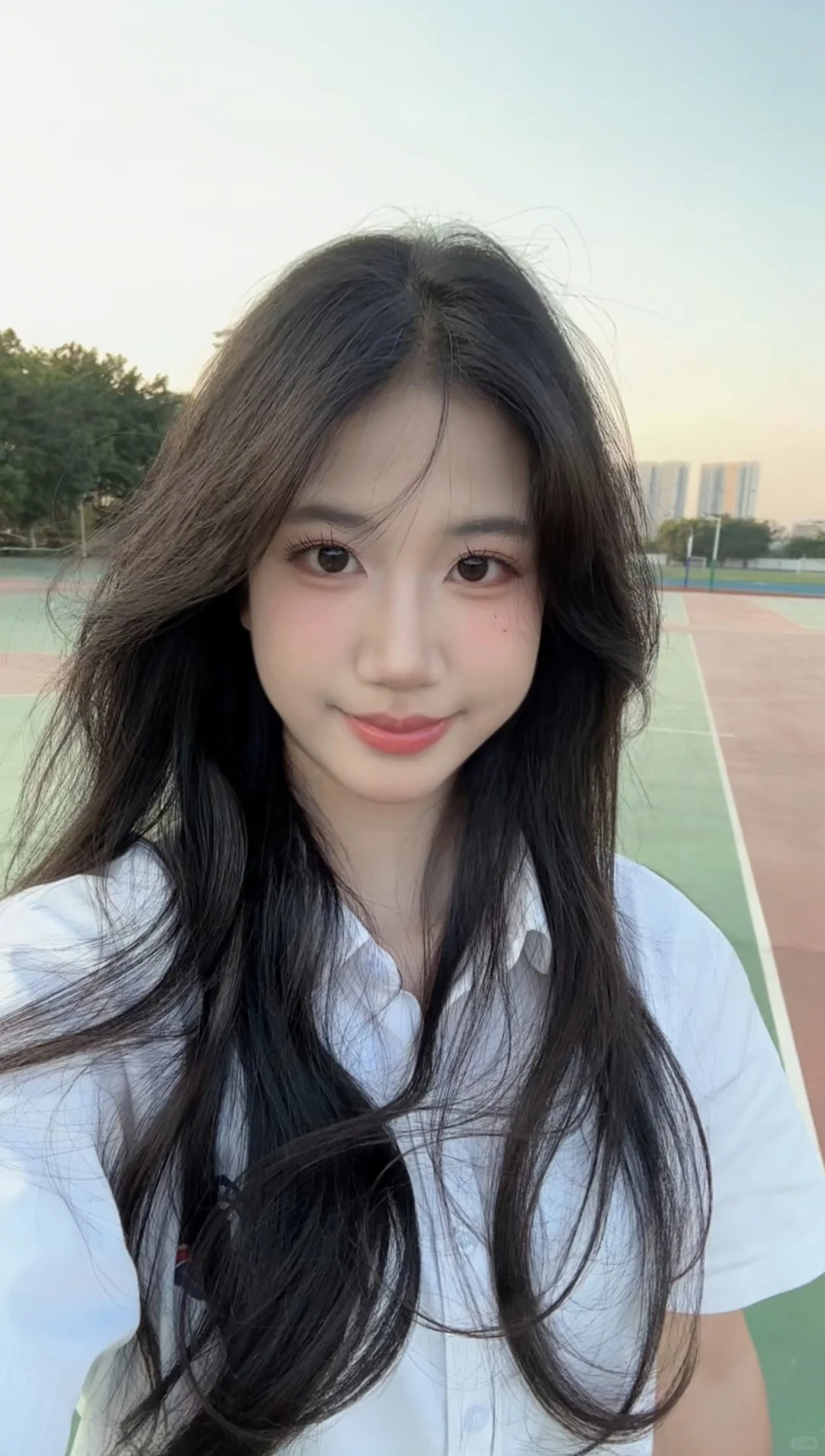06 女高中生