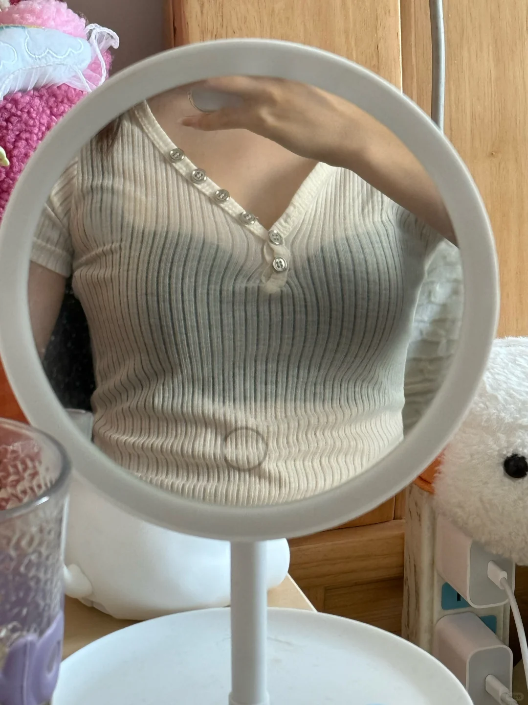 不是...修身的白T真的是做给女性穿的吗？