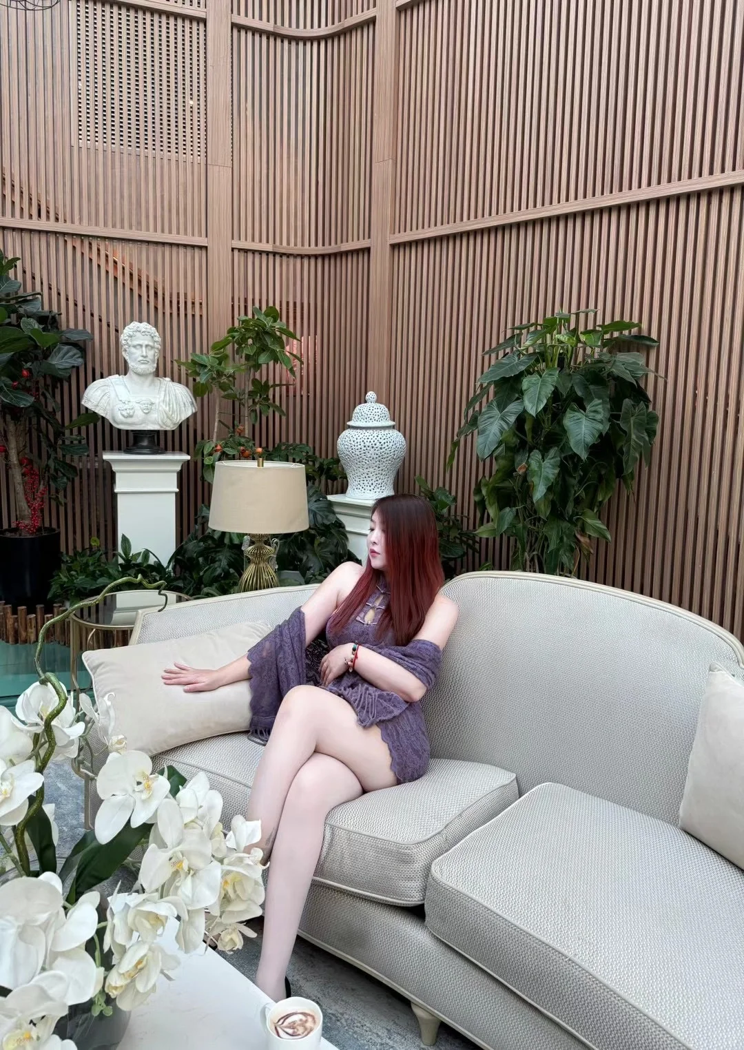 他说：就喜欢你纯欲里带一点妩媚～