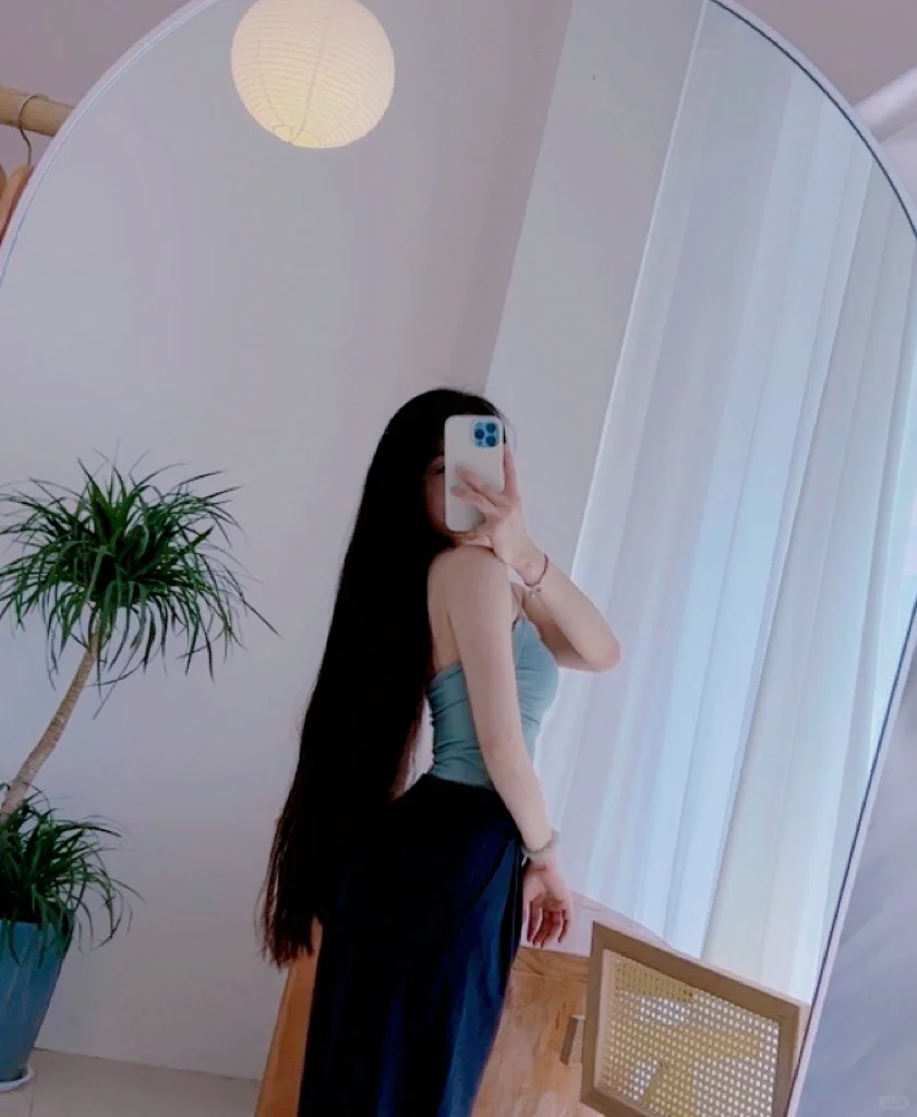 几张图 带你看下我长发与身材