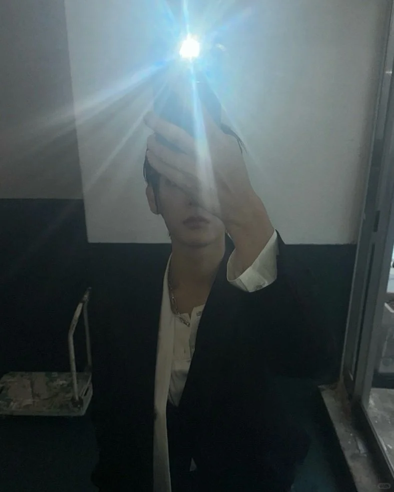 男模line
