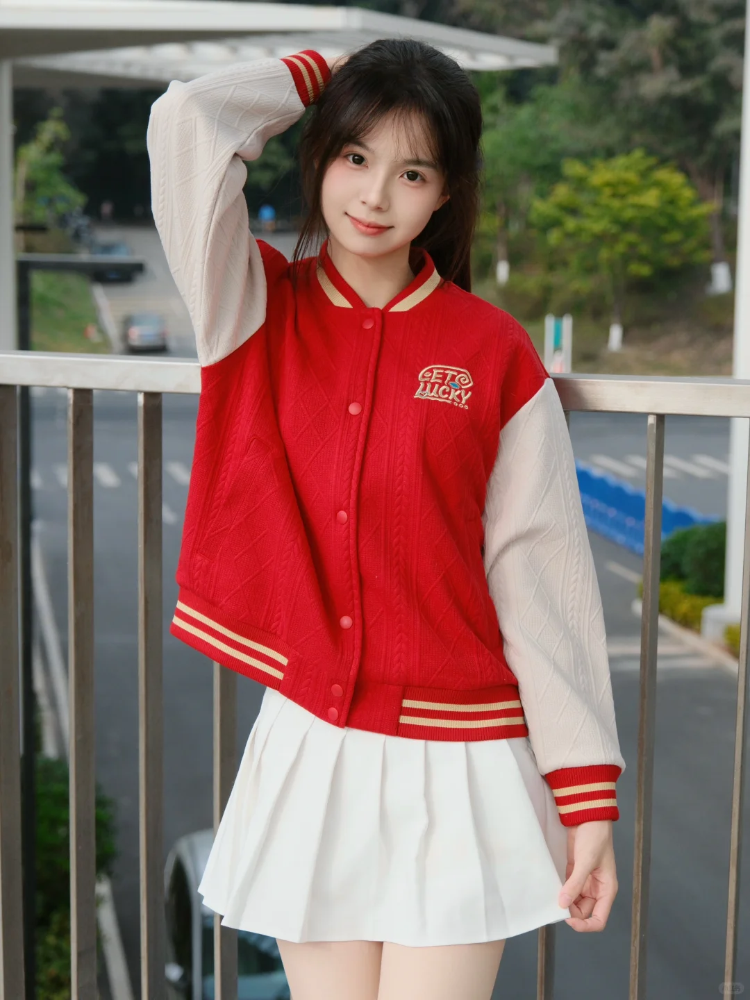 喜欢穿红色的小师妹