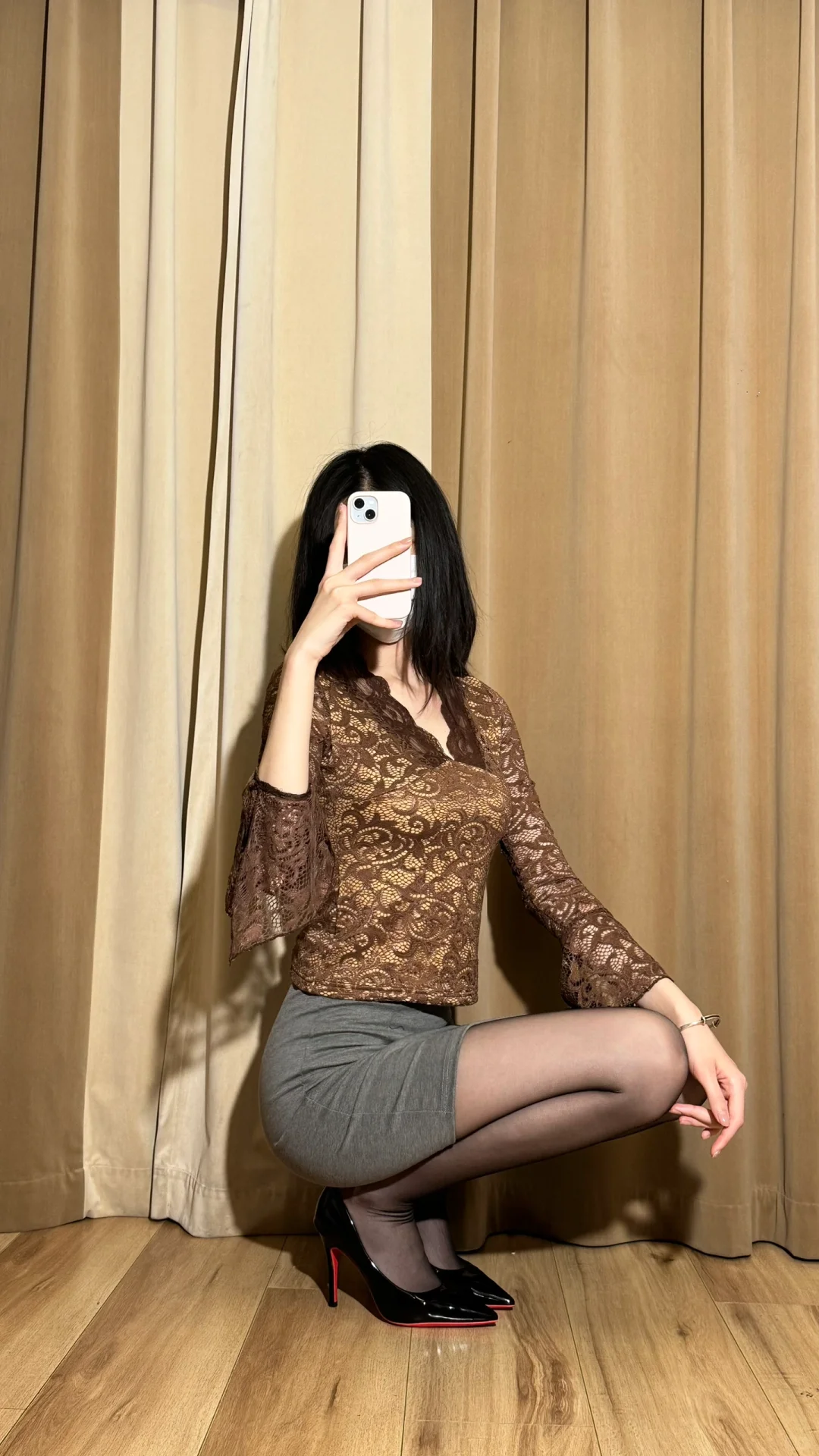 左滑 看气质女人