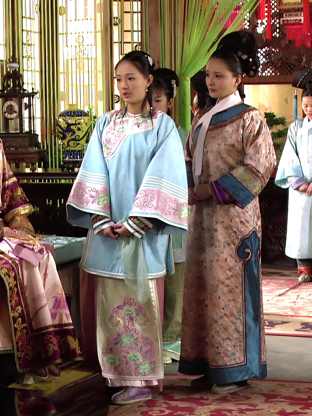 『衣柜』玉娆服饰盘点2️⃣水蓝绣花袄粉裙