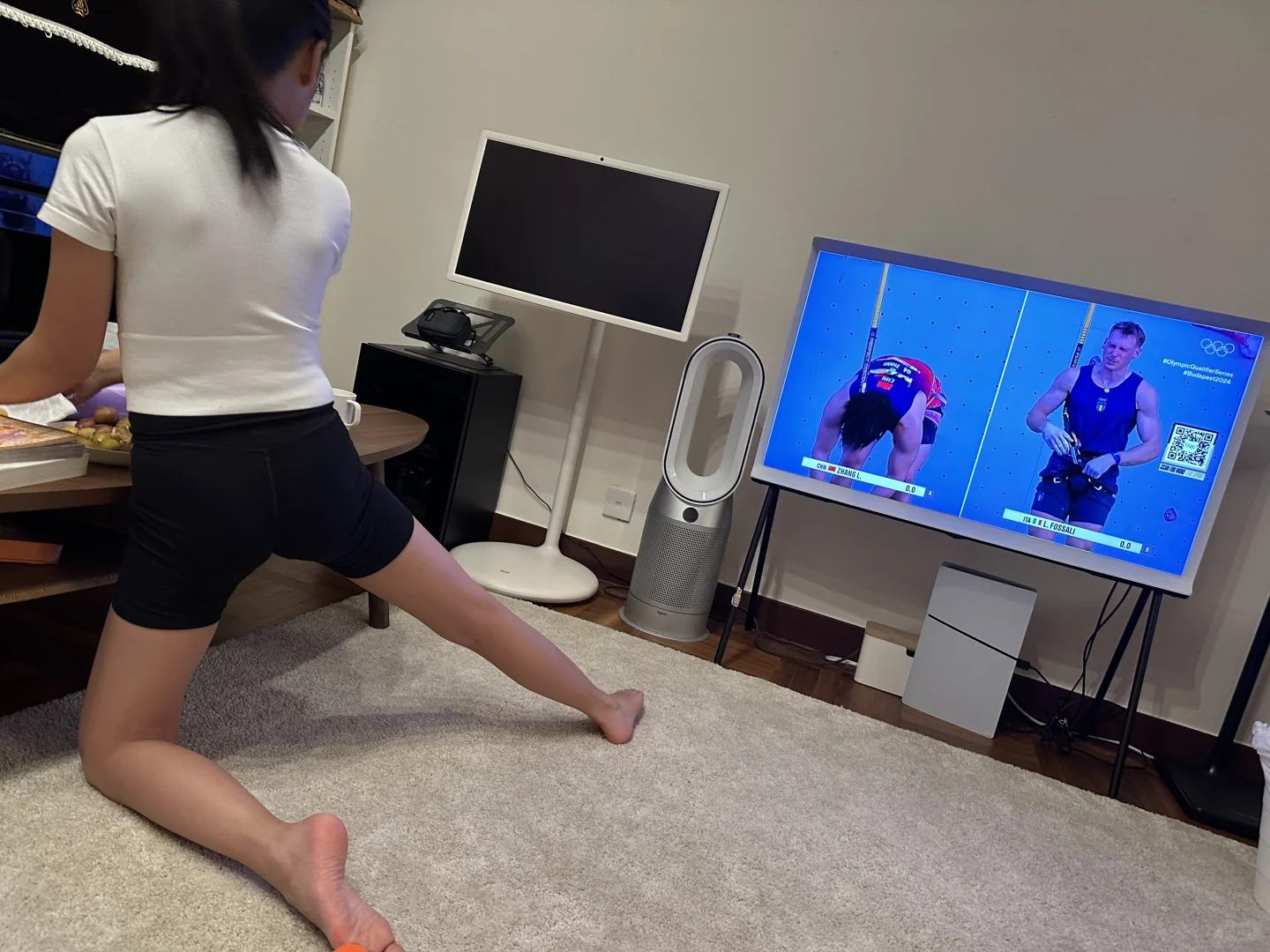羨慕女兒的長腿