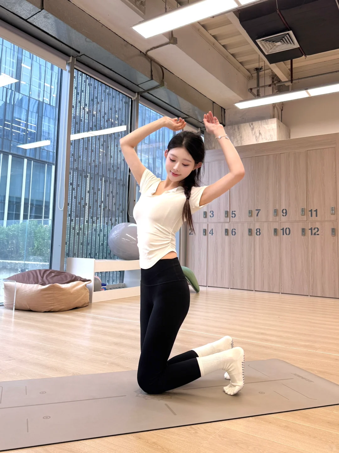有氛围感的瑜伽课～～🧘‍♀️