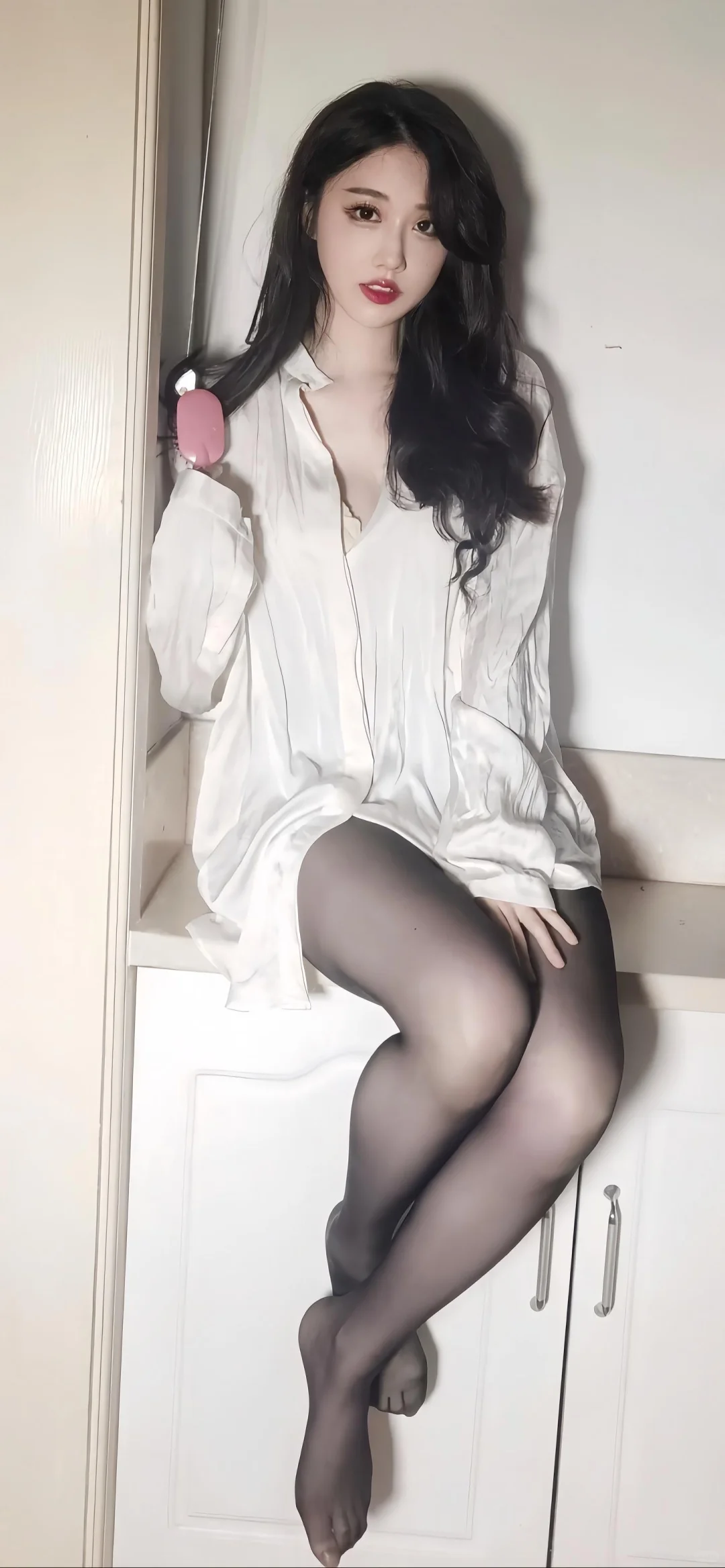 新人模特 蹲一个摄影师拍摄🎬