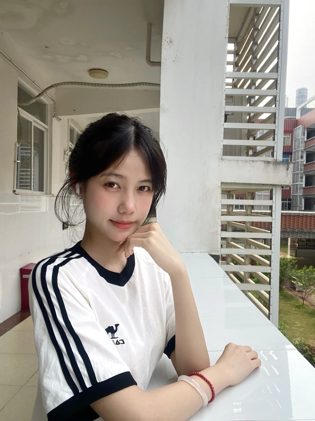 广西女大学生