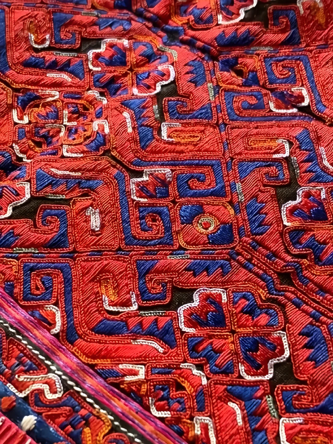 古人早就穿上了“蕾丝”？