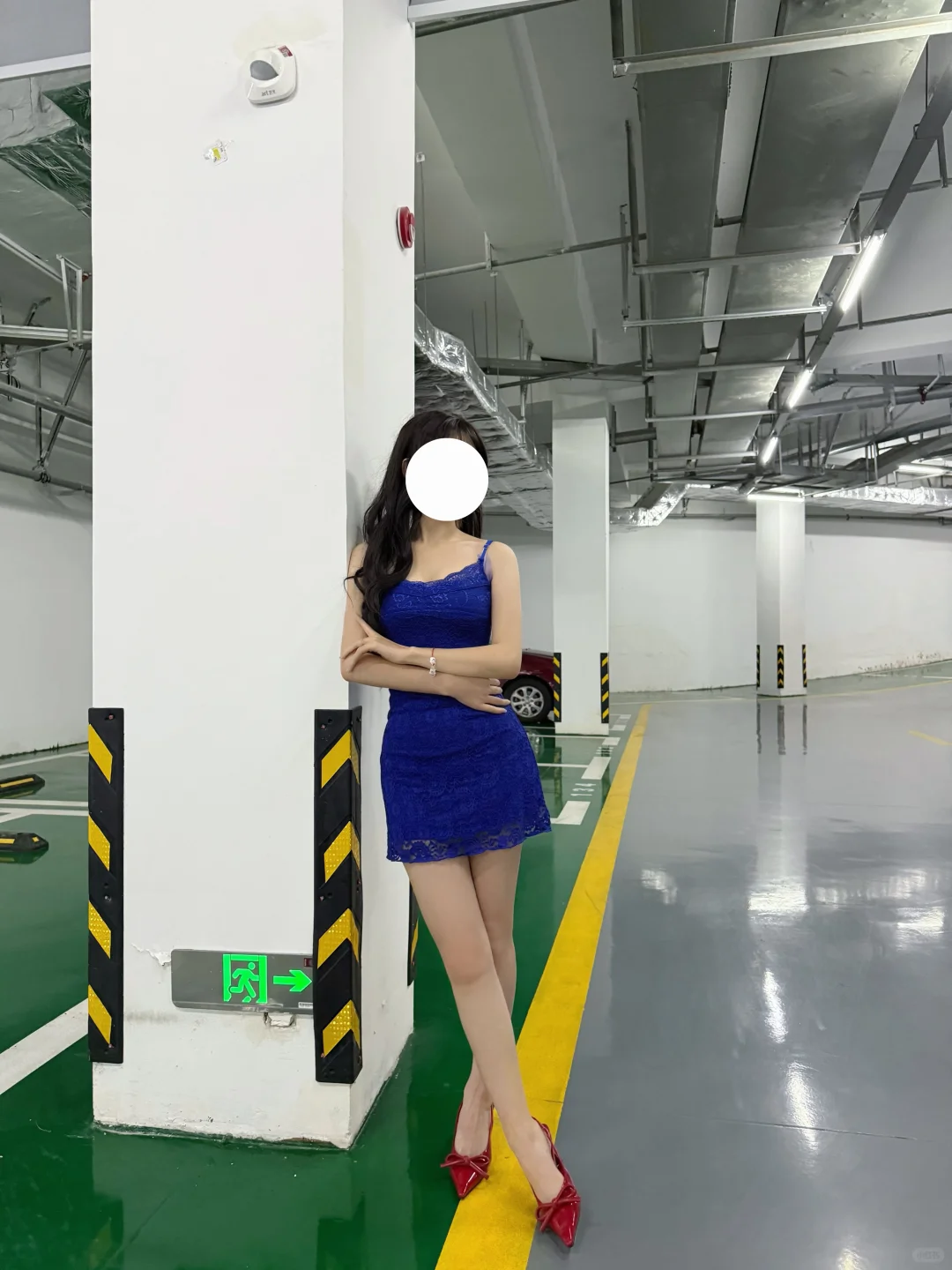 巨显白包臀裙！！超显身材！！
